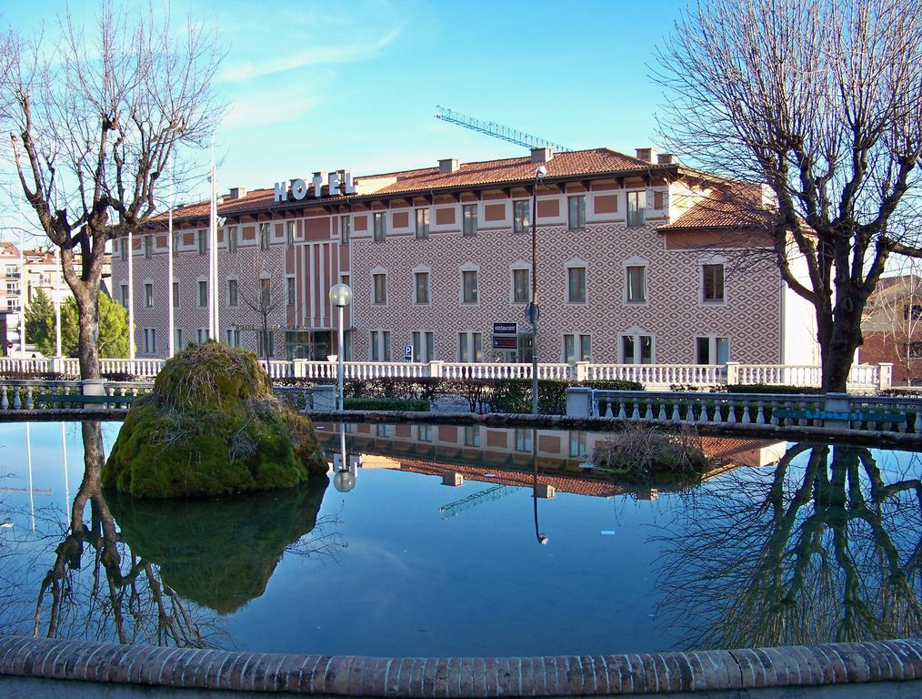 Hotel Berga Park Exterior foto